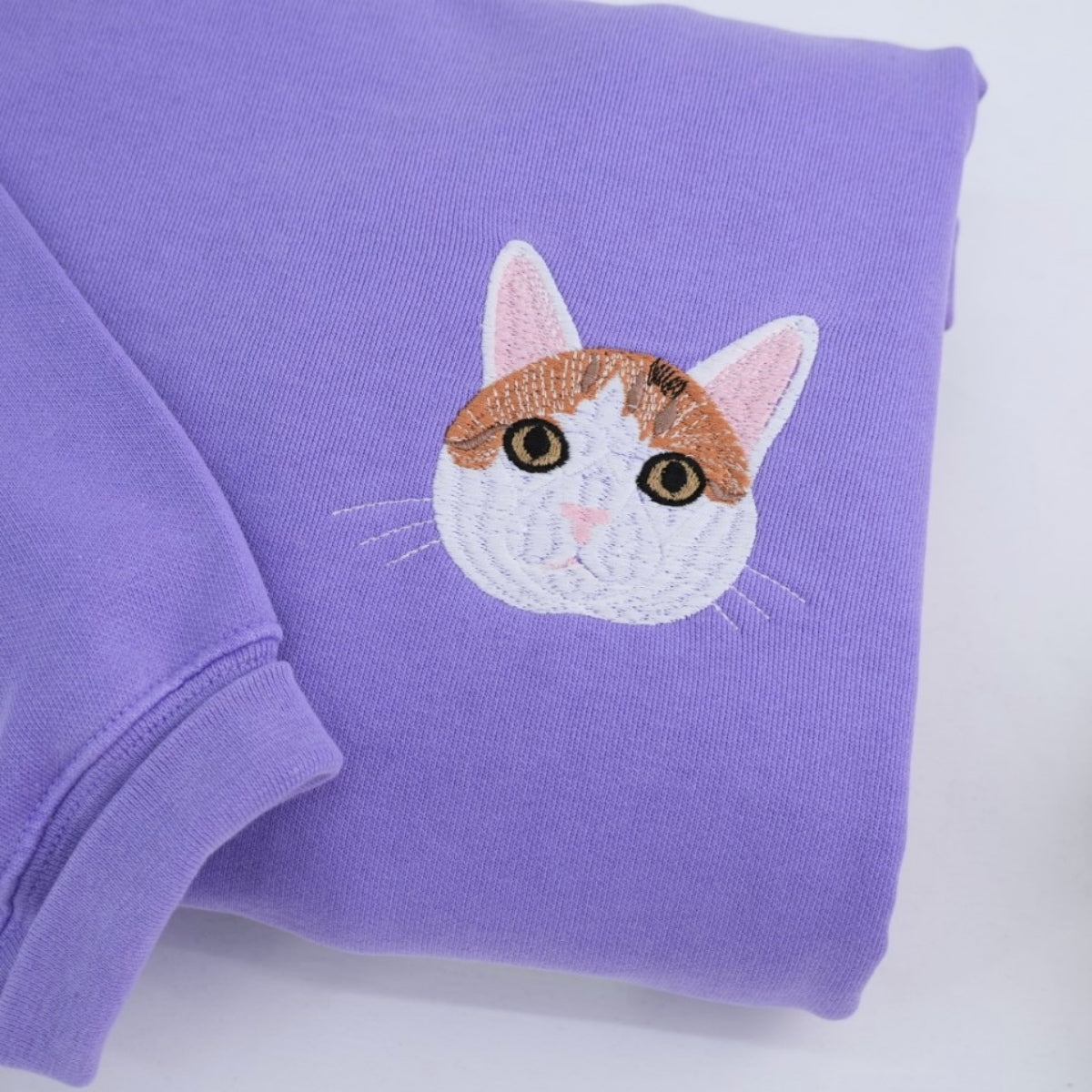 Personalized Cat Portrait Sweatshirt - Custom Embroidered Pet Faces Names